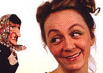 Catharina Caspar as Hexe Knickebein